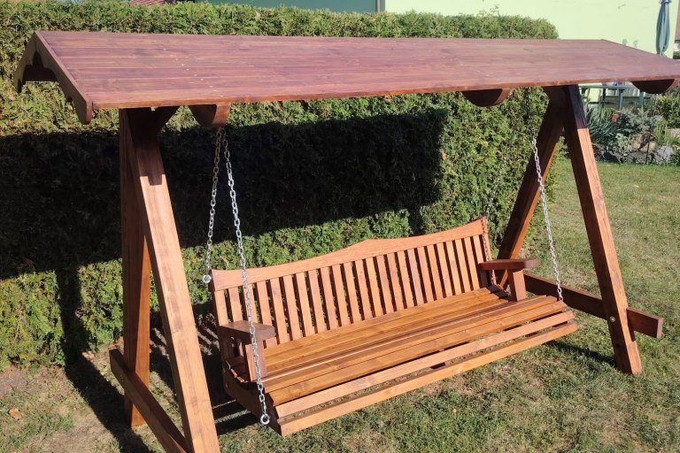 Zahradní houpačka Relax - lazura ořech, bez šindele - foto č. 3