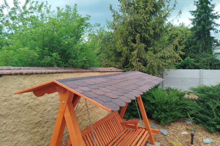 Zahradní houpačka Relax - lazura mahagon - foto č. 1